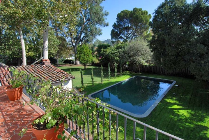 Chiquita Street pool and grounds viewed from above